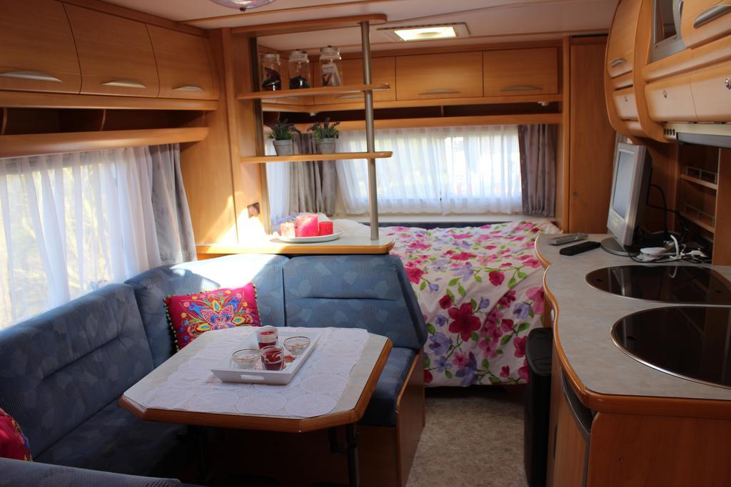 Caravan 'T Koekoeksnest Aagtekerke Cameră foto